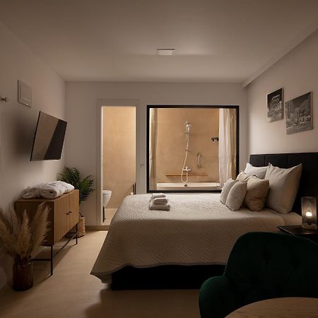 רוביני Deluxe Studio In City Center With Free Private Parking מראה חיצוני תמונה